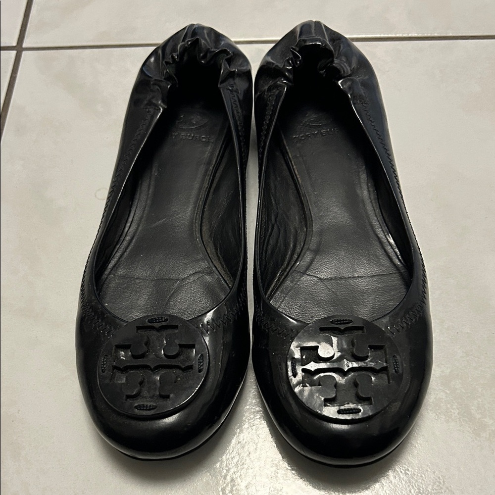 Tory Burch Reva flat